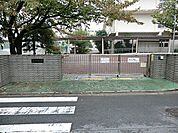 横浜市立白幡小学校まで480m