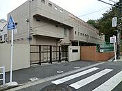 横浜市立立野小学校まで1317m
