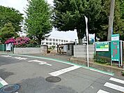大和市立深見小学校まで570m