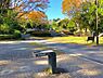 周辺：竹山中公園まで520m