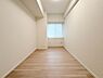 子供部屋：子供部屋5.2帖！お子様部屋やお仕事部屋としてもお使いいただけます！ご家族の成長に合わせたお部屋の使い方ができそうです！
