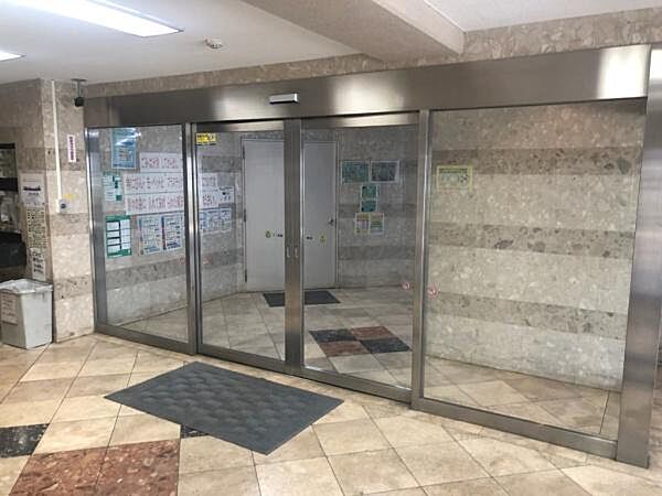 エントランスを拡大表示
