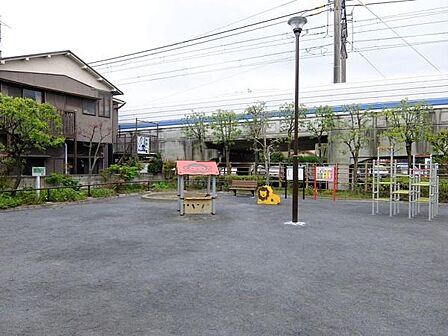菊名七丁目公園まで700m