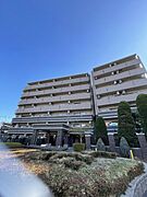 日当りと眺望に恵まれたファミリータイプの3LDK〜大切な家族の一員、ペットと一緒に暮らせます（細則有）。空室につき内覧受付中です、お気軽にお問い合わせください。