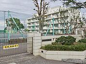 横浜市立石川小学校まで750m