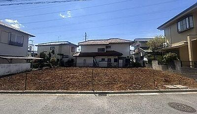 外観:第1種低層住居専用地域内の周囲に高い建物が建たないエリアのため、日当たりや通風が確保しやすく、空が広く感じられる落ち着いた住環境が守られます。 外観:第1種低層住居専用地域内の周囲に高い建物が建たないエリアのため、日当たりや通風が確保しやすく、空が広く感じられる落ち着いた住環境が守られます。