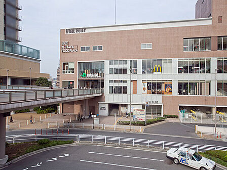 東神奈川駅(JR 京浜東北線)まで1200m
