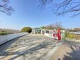根岸森林公園まで400m