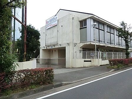 横浜市立茅ケ崎中学校まで500m