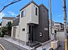 その他：敷地周囲はすっきりとしたフェンスと整えられた外構で囲まれ、防犯面やプライバシーにも配慮されています。お気軽にお問い合わせください。