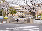 三郷市立前川中学校まで850m