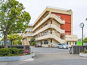三郷市立早稲田中学校まで1440m