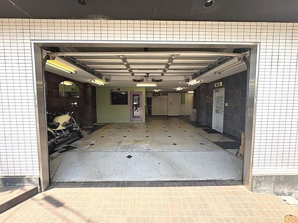 駐車場を拡大表示
