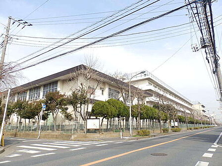 市川市立塩焼小学校まで694m