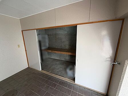 専用の大型物置(使用料無料)