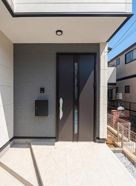 玄関を拡大表示