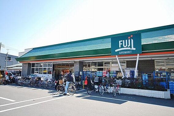 FUJI鶴嶺店...