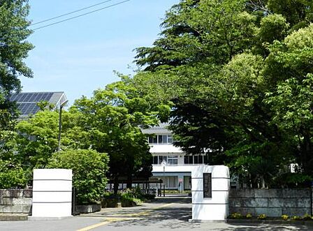 佐倉市立佐倉中学校まで1333m