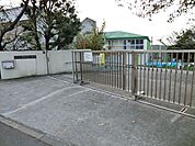 横浜市立南舞岡小学校まで1041m