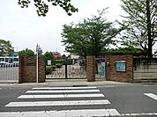 カリタス学園幼稚園まで626m、モンテッソーリ教育　イタリアが生んだ最初の女性医学博士で優れた教育者であるマリア・モンテッソーリが提唱し実践した教育