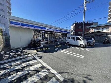 ローソン片瀬海岸一丁目店まで1181m