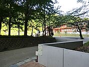 鎌倉市立第二中学校まで1972m