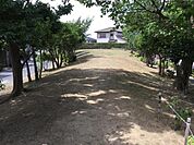 下麻生まつのき緑地まで1032m