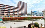 《眺望》　■目の前には気持ちの良い青空が広がります。開放的で開けた空間が望めます。