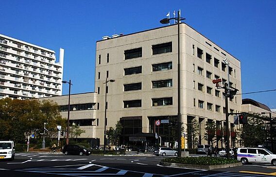 横浜市鶴見区役...