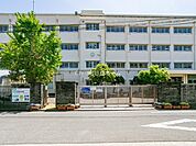 横浜市立市場中学校まで638m