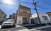 《外観》　ここから一つ一つ思い出を紡いでいく。マイホームはいつも家族の歴史とともにあります。