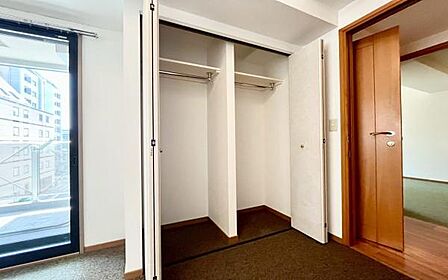 《収納》 ■実用性を考慮した収納です。