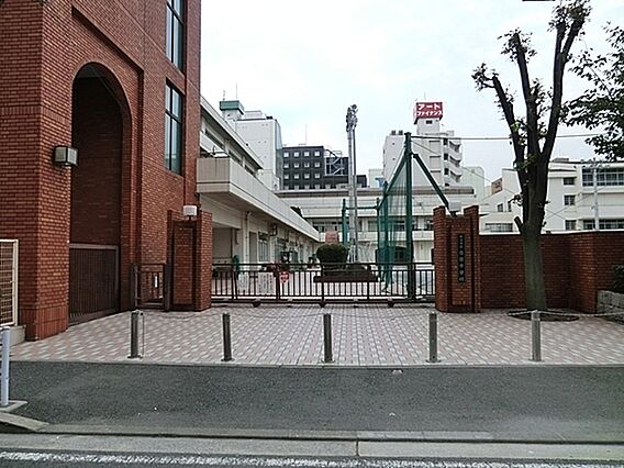 横浜市立横浜吉...