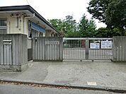 秋葉保育園まで1241m、受入月齢