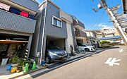 《前面道路》　■落ち着いた住環境です。