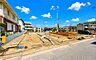 その他：《前面道路》　■落ち着いた住環境です。