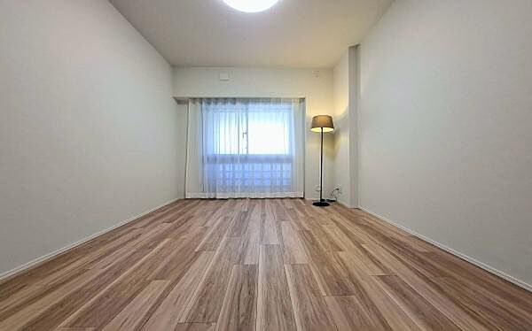 洋室を拡大表示