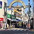 周辺：洪福寺松原商店街まで522m、「横浜のアメ横」と呼ばれる活気あふれる商店街。