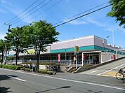 横浜新橋郵便局まで1634m