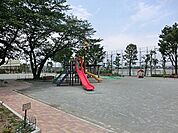 瀬戸ヶ谷町公園まで710m