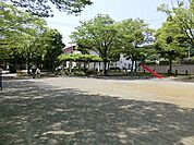 柏町北公園まで769m