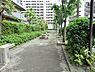 周辺：ライラック公園まで81m
