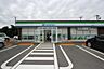 周辺：ファミリーマート成田本城店まで137m