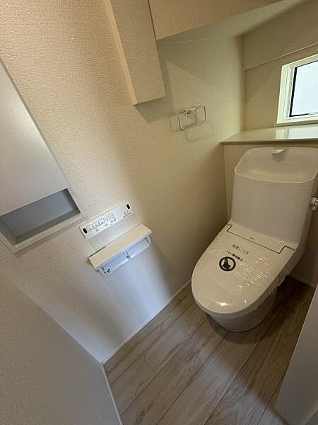 トイレを拡大表示