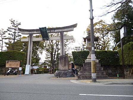 御香宮神社神幸祭まで574m