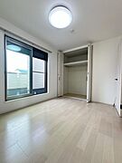【洋室約6帖】CLが付いており、お子様のお部屋・趣味の部屋等にご活用いただけます。