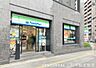 周辺：ファミリーマート五条大宮店まで67m、営業時間：24時間営業■自転車・バイク利用可■五条通り面す■近隣に中央信用金庫・フレスコ有