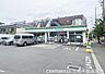 周辺：ファミリーマートかどの七条店まで583m、営業時間：24時間営業