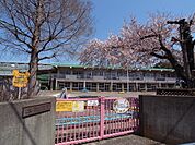 本宿幼稚園まで700m、本宿幼稚園