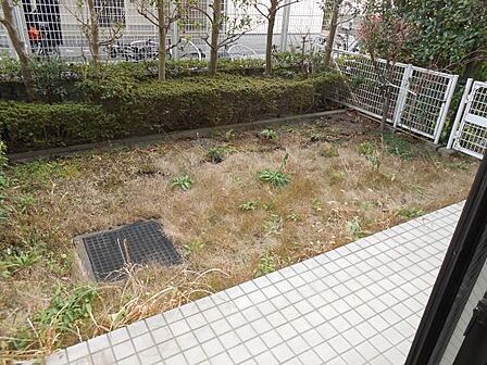 専用庭は約24平米あります。